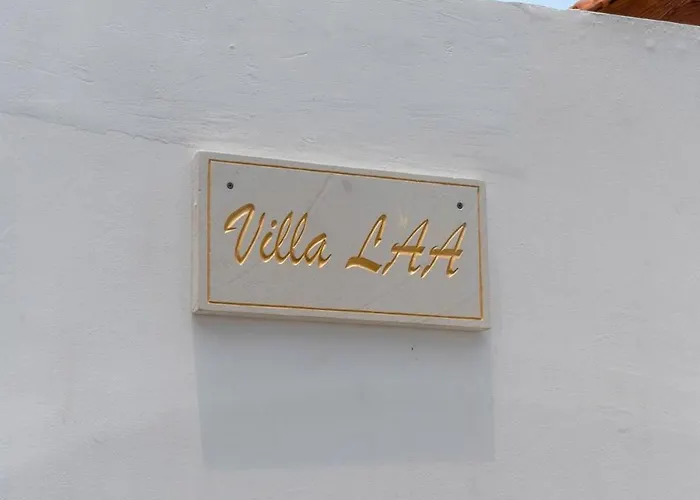 Laa - Tropical & Modern 3br - *